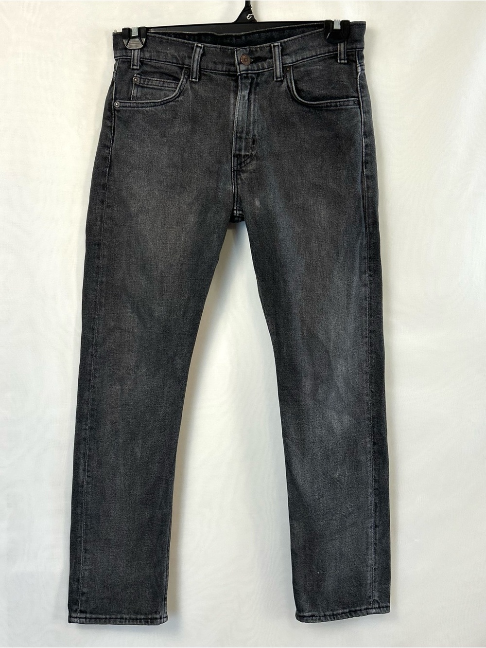 Levi’s 505 Men's Black Wash Straight Leg Jeans / 28” waist